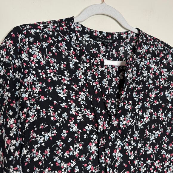 41 Hawthorn Split Neck Blouse Black Floral NWT Size XS 3/4 Sleeve Tops - Picture 3 of 8